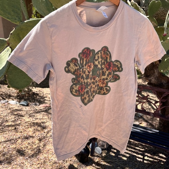 Cactus Graphic T-Shirt Prickly Pear Custom Designs Size S - Picture 1 of 5
